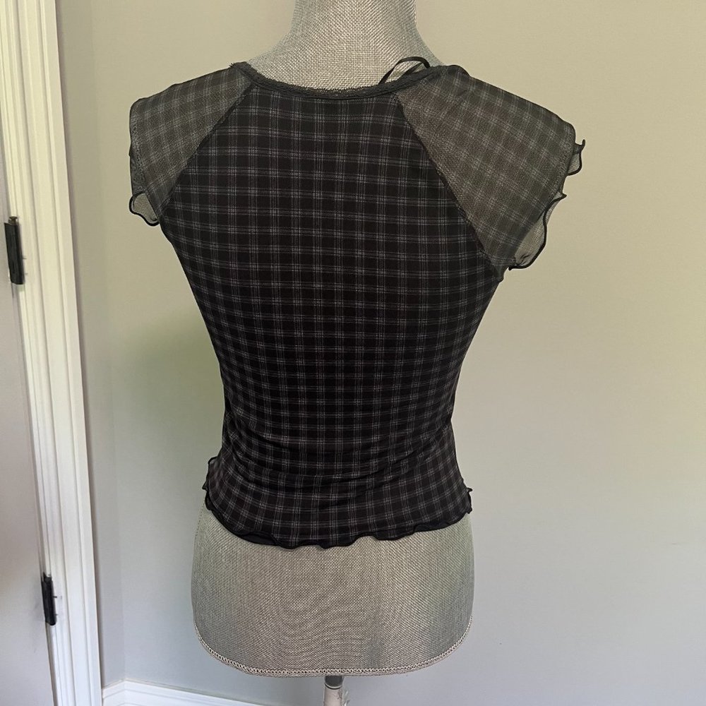 Divided H&M Black & Gray Mesh Top Size XS NWOT - Picture 2 of 2